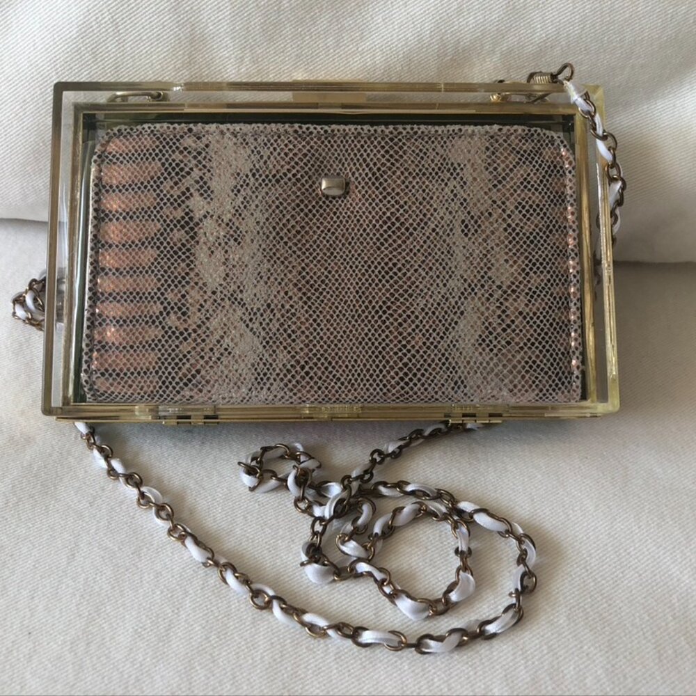 Handbag - Picture 2 of 6